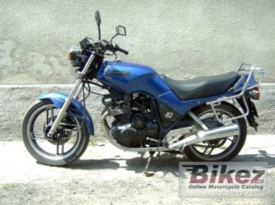 1983 Yamaha XS 400 DOHC photo